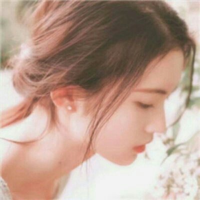 女生头像唯美有气质(精选30张)