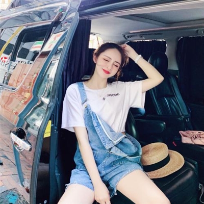 女生头像唯美有气质(精选30张)