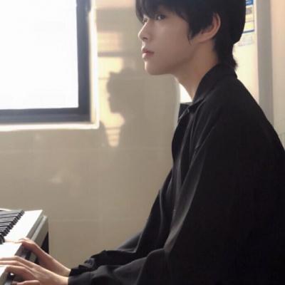 2023年男生最火爆的头像(24张)