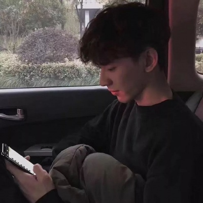 2023年男生最火爆的头像(24张)