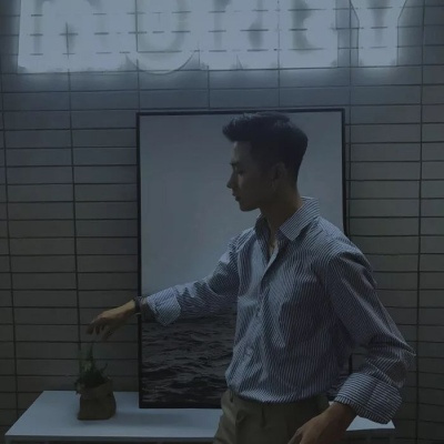 2023年男生最火爆的头像(24张)