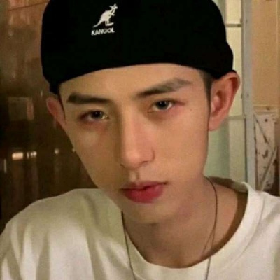 2023年男生最火爆的头像(24张)