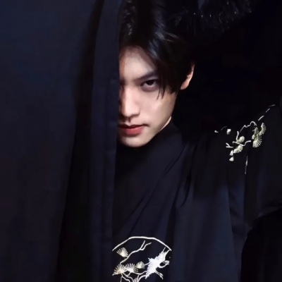 史上最好看的头像男生高冷(精选24张)