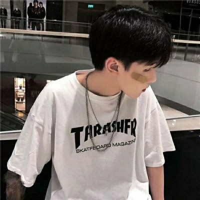 世界上最霸气的头像男生超拽(16张)