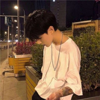 世界上最霸气的头像男生超拽(16张)