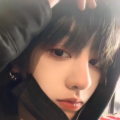 最吸引人的抖音头像男(16张)