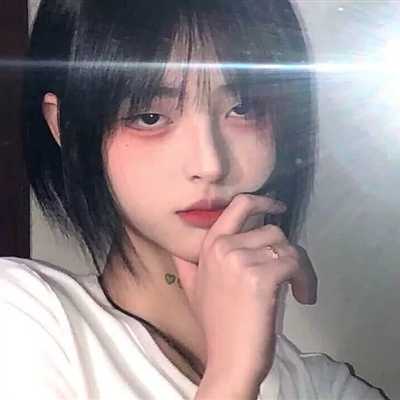 最可怕的头像女(16张)