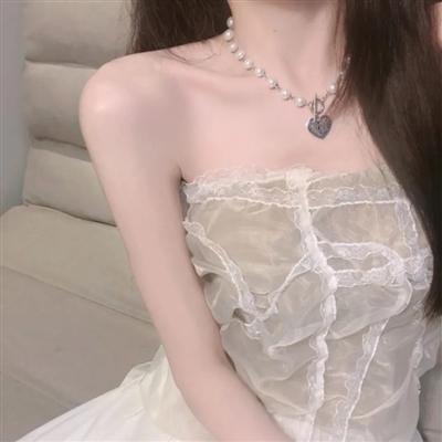 超级好看的微信头像图片女(24张)