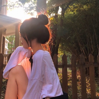 单人头像女生霸气不露脸(16张)