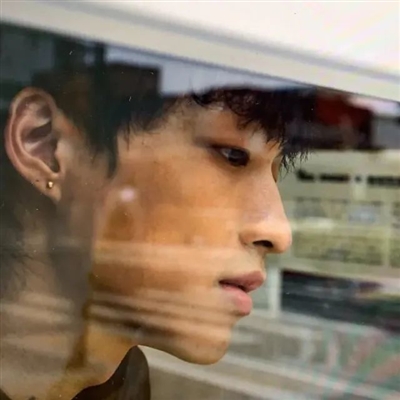 非常好看的男生头像推荐(精选24张)