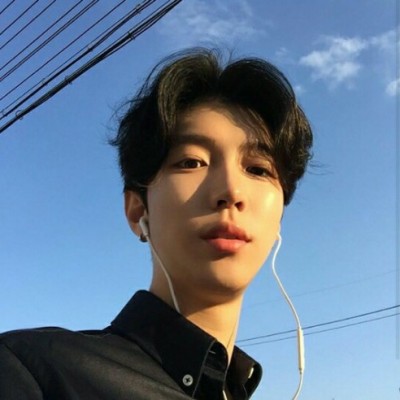 最新款微信头像图片男士(精选18张)