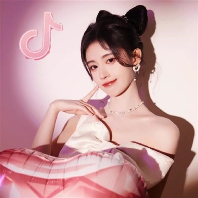 2023抖音上很火的头像(24张)