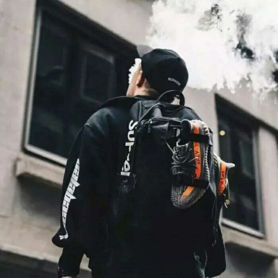 最美微信头像图片男生(精选18张)