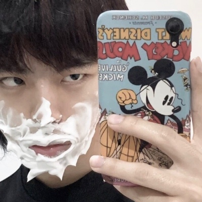 年轻人微信头像图片男士(精选28张)