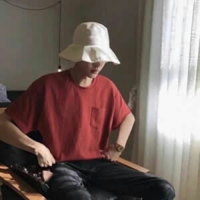 年轻人微信头像图片男士(精选28张)