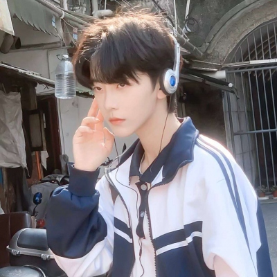 年轻人微信头像图片男士(精选28张)