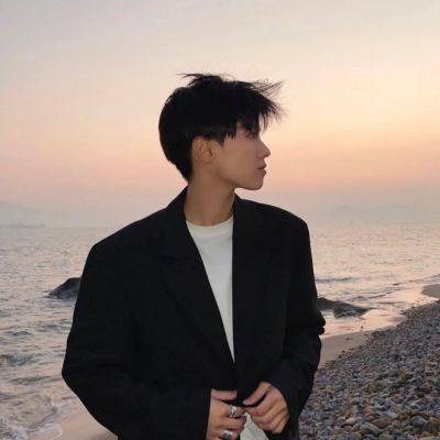 真人男头像图片2023最火爆(精选24张)