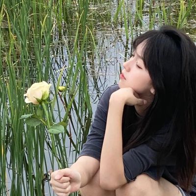 2023抖音最火女生头像(精选24张)