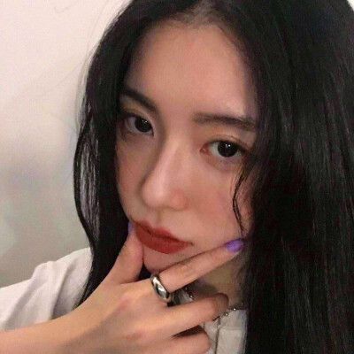 2023最火女生头像免费(精选25张)