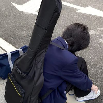 2023最火爆头像男生(18张)