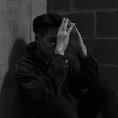 很丧的微信头像男(精选18张)