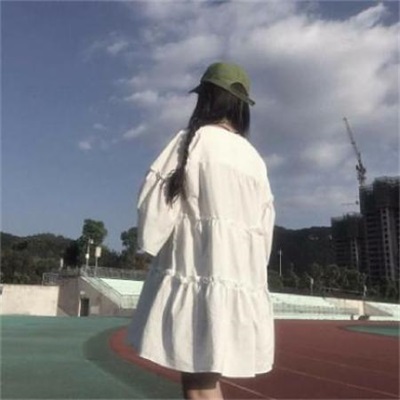 好看的微信头像背影女(14张)