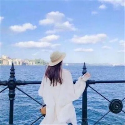 好看的微信头像背影女(14张)