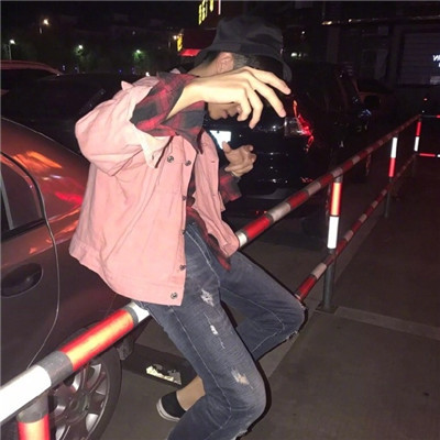 80后成熟稳重的微信头像(16张)