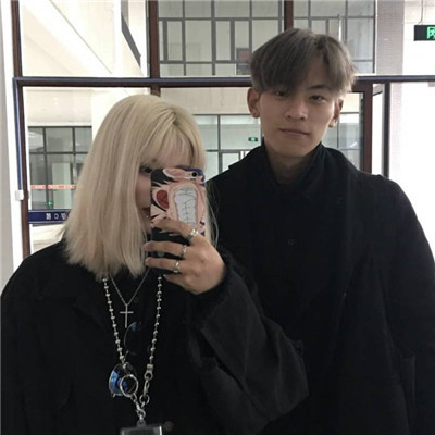 2023最火爆手机控女头像(精选24张)