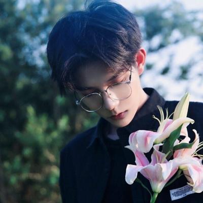 2023最唯美男人头像(精选22张)