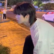 2023最好看的微信头像男生(18张)