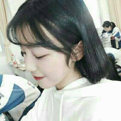 2023女微信最火头像(精选22张)