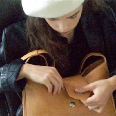 2023女微信最火头像(精选22张)