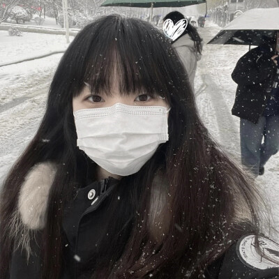 2023女微信最火头像(精选22张)