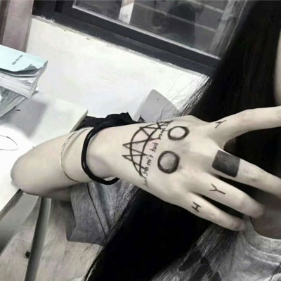 2023年最火的渣女头像(34张)