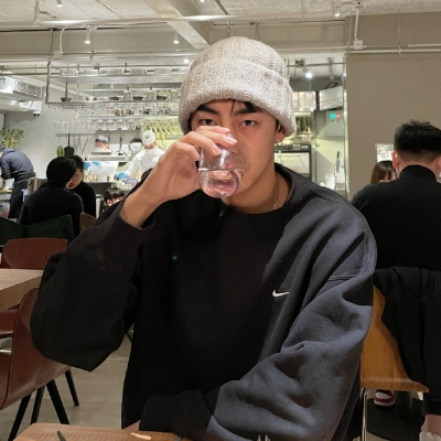 2023男生最火的头像(精选24张)