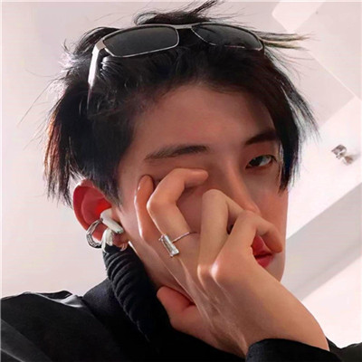 2023男生最火的头像(精选24张)