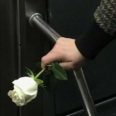 2023最火黑暗系男头像(精选24张)