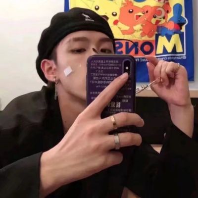 2023最火黑暗系男头像(精选24张)