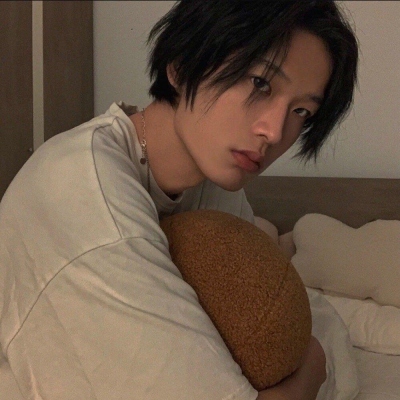 2023最火抖音男生头像(精选16张)