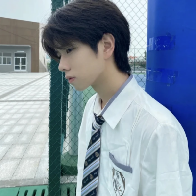 2023最火痞帅男头像(精选24张)