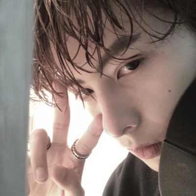 2023年最火的男士头像(24张)