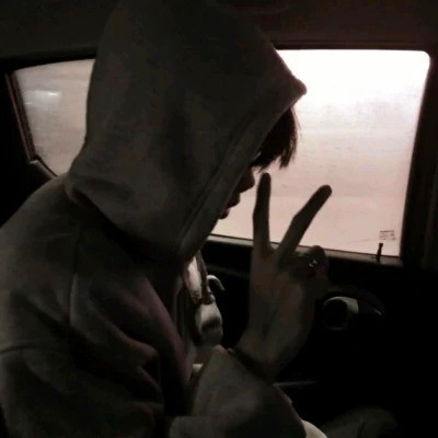 2023年的最火男生头像(22张)