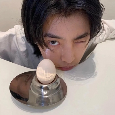 2023年的最火男生头像(22张)