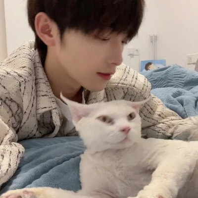 2023年最火的男人微信头像(24张)