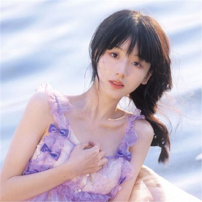 2023最火一个人头像(精选20张)