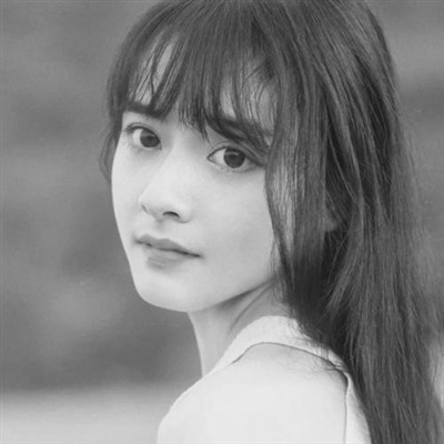 2023最火爆的黑白头像(24张)