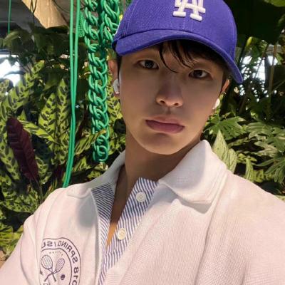 2023男生最帅头像(24张)