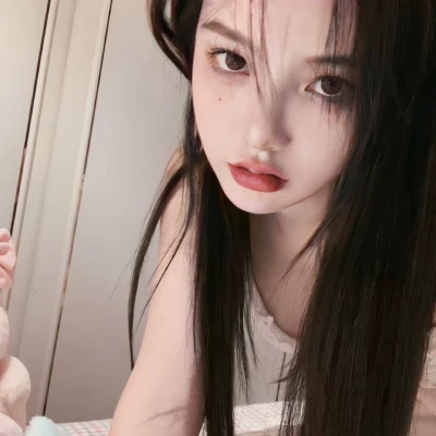 2023年最火的女孩头像(精选22张)