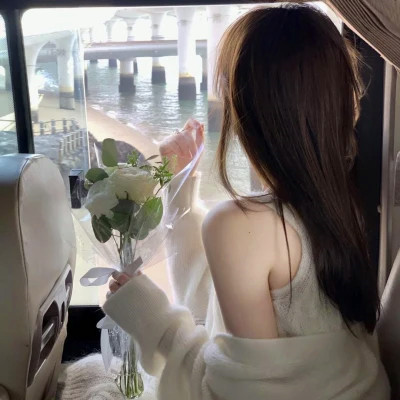 2023年最火的女孩头像(精选22张)